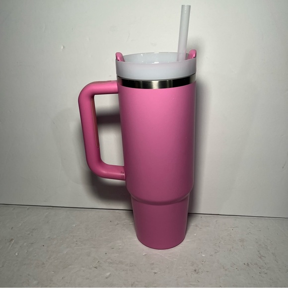 Stanley Quencher H2.0 FlowState Tumbler 30 oz – Peony Pink - Picture 3 of 7